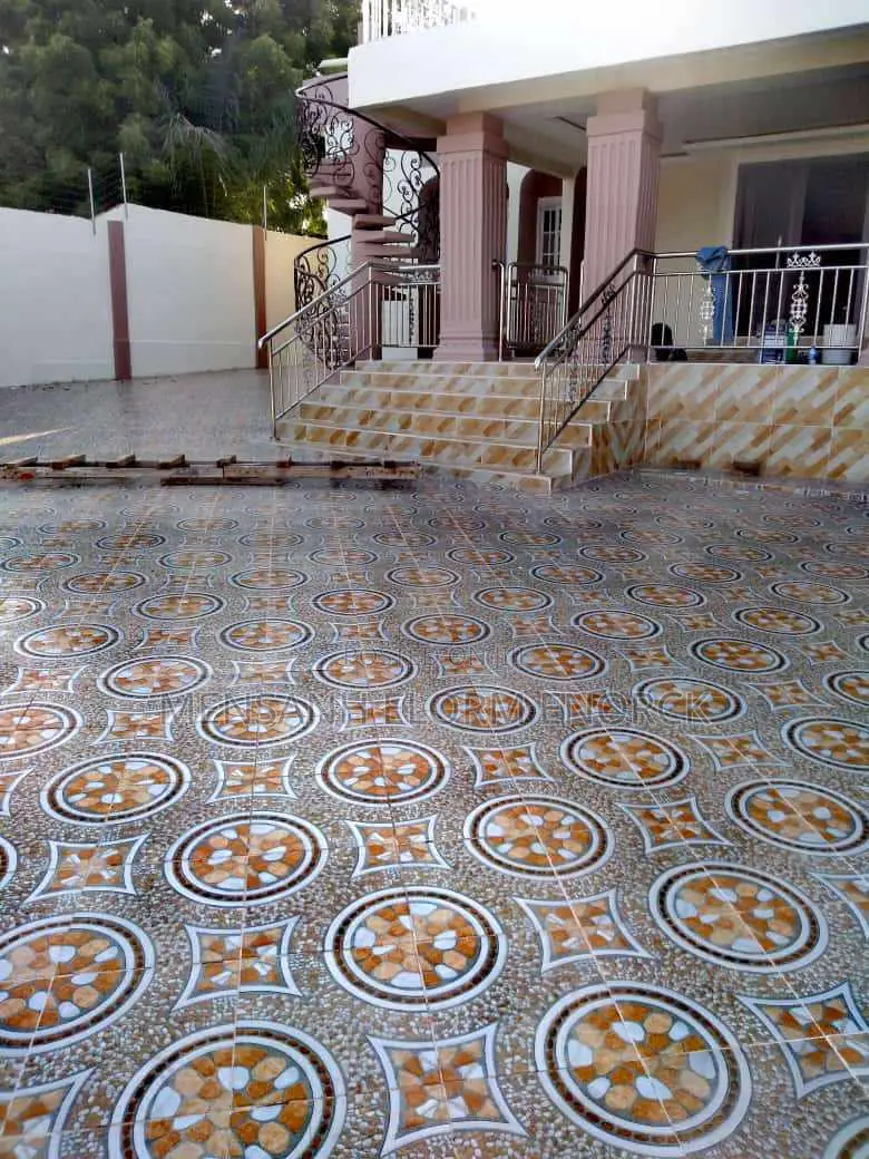 Tiles Jobs
