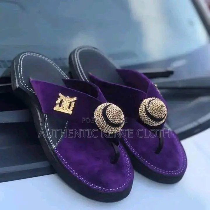 Latex Native Ahenema Slippers