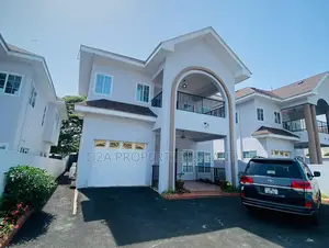4bdrm House in Cantonments, Acquinas for rent