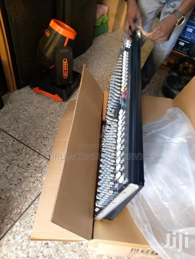 Smx32 Yamaha Mixer Console