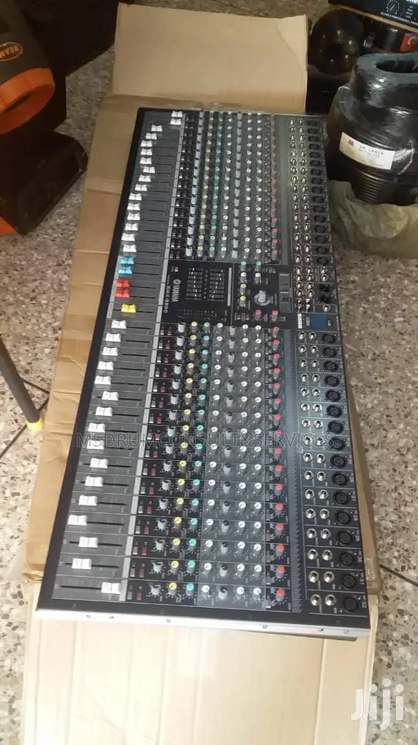 Smx32 Yamaha Mixer Console