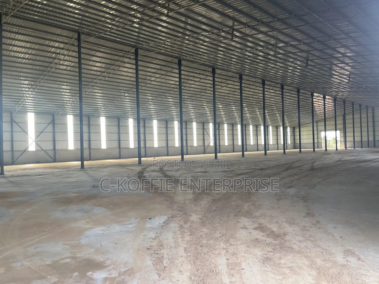 8000 SQM Warehouse + Apartments at Tema-Port for Rent