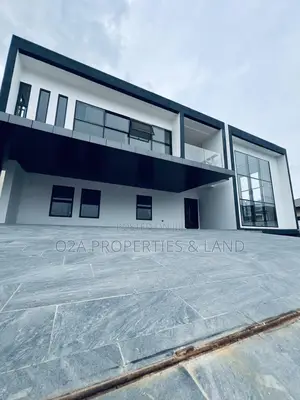 4bdrm House in Ashaley Botwe, for sale