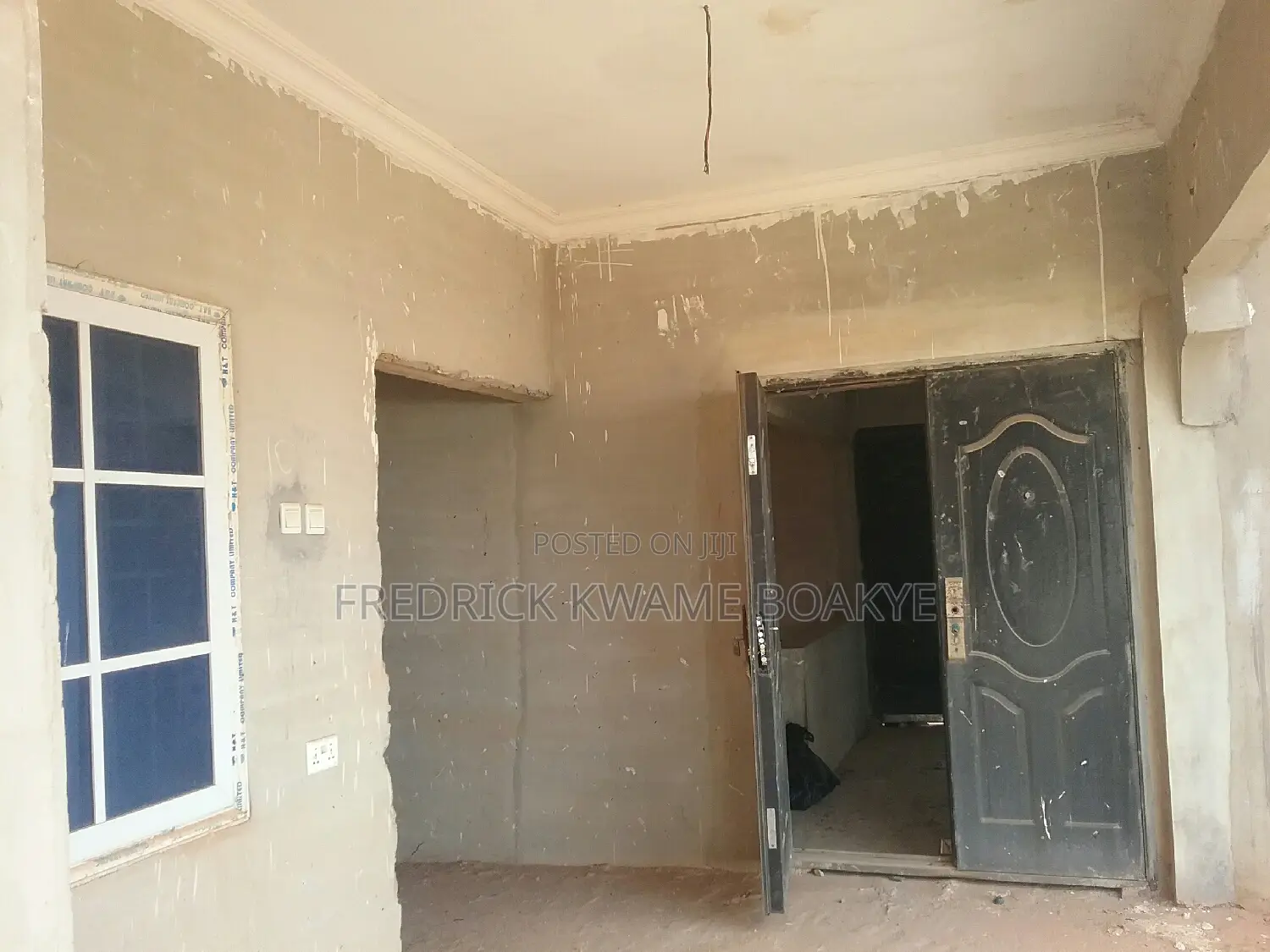 10bdrm House in Brother K Estate, Kumasi Metropolitan for rent