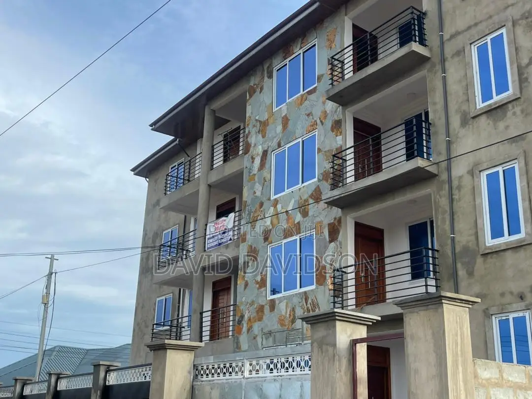 2bdrm Apartment in Executive 2 Bedroom, Tema Metropolitan for rent