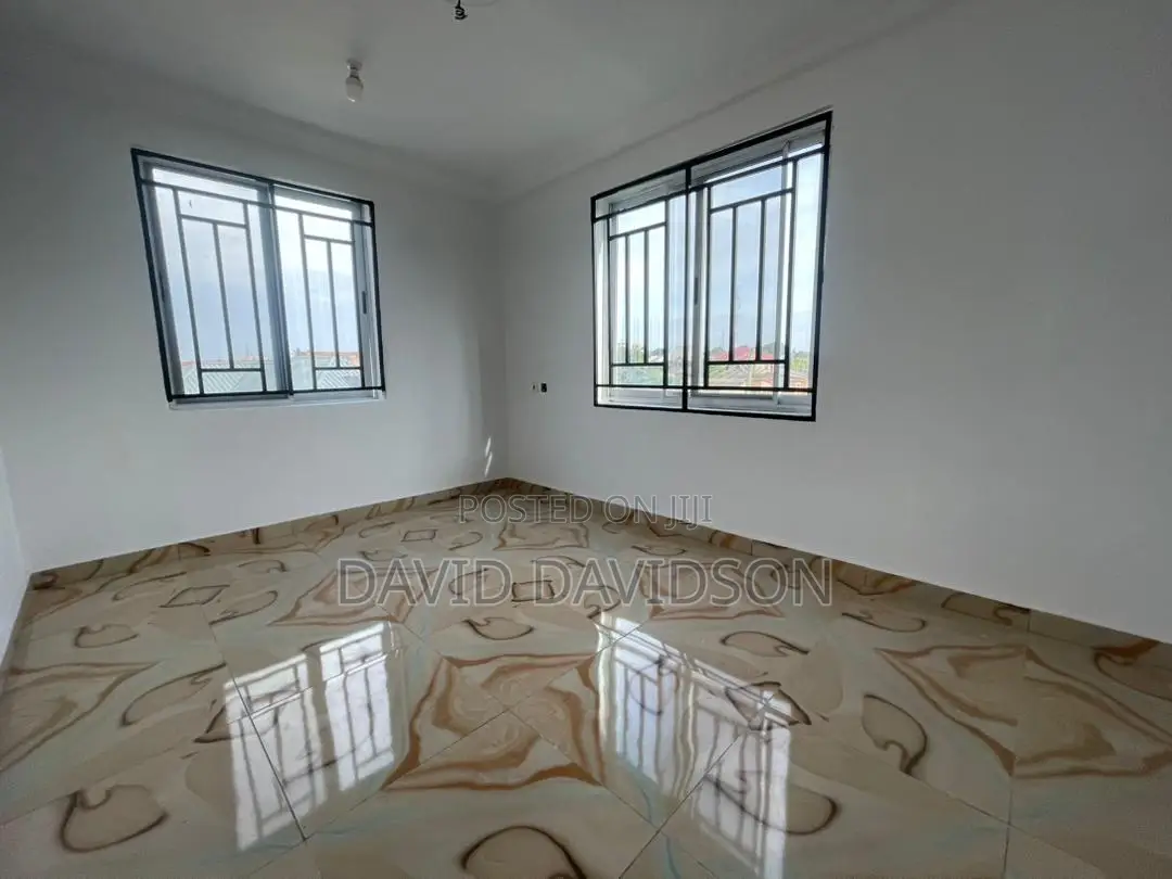 2bdrm Apartment in Executive 2 Bedroom, Tema Metropolitan for rent