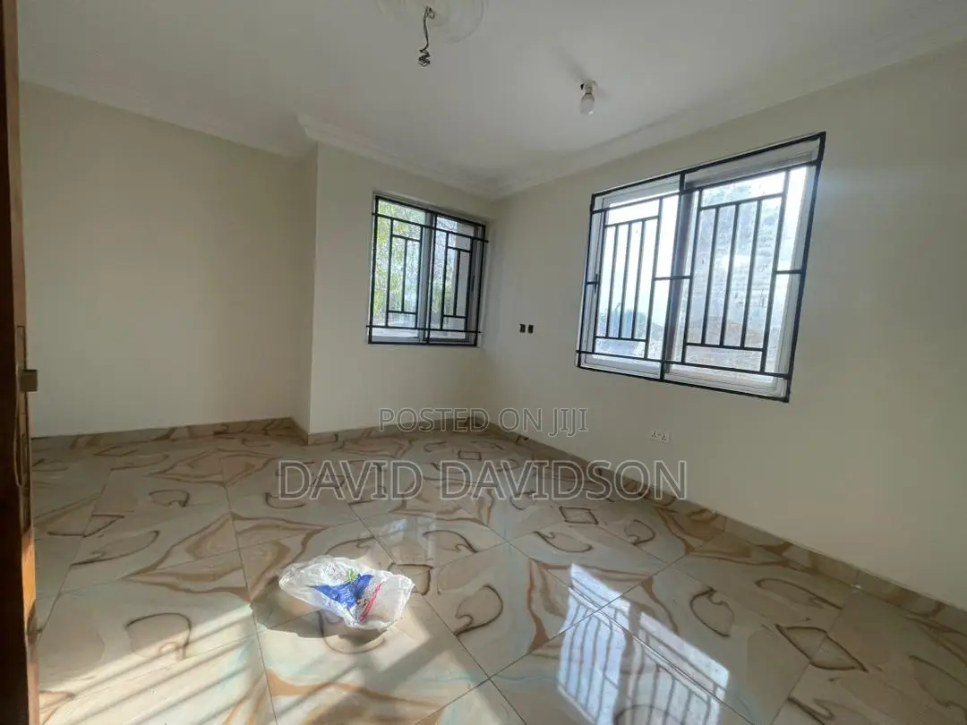 2bdrm Apartment in Executive 2 Bedroom, Tema Metropolitan for rent