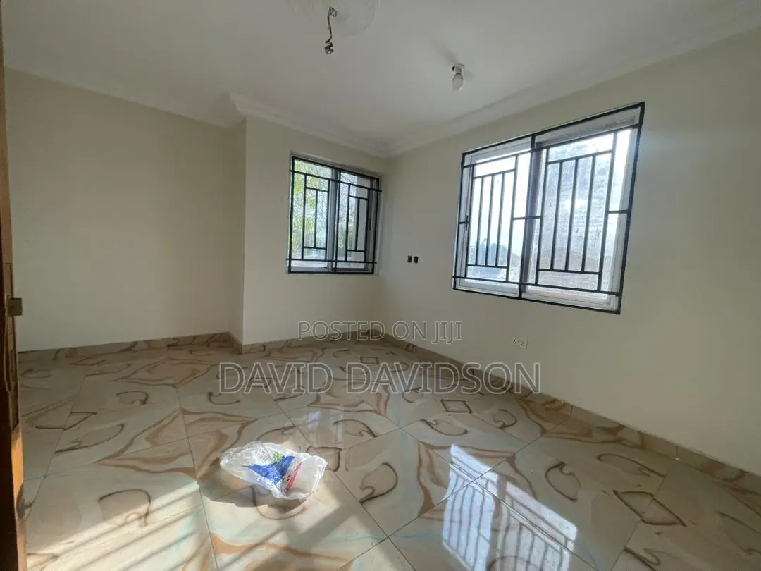 2bdrm Apartment in Executive 2 Bedroom, Tema Metropolitan for rent