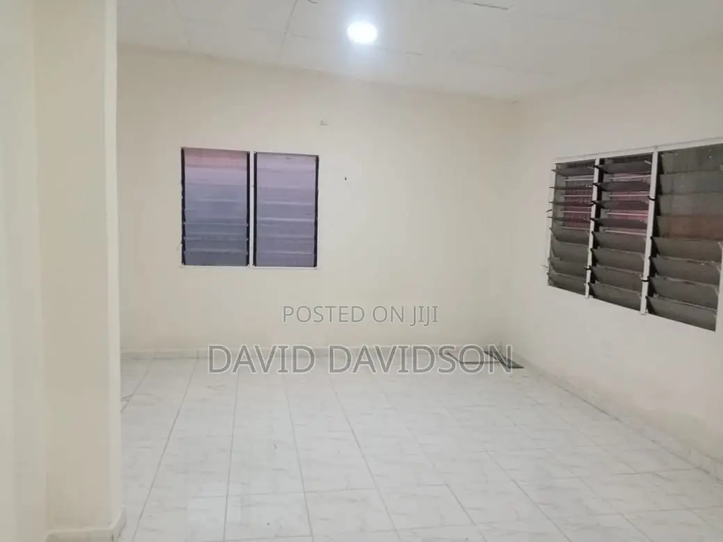 2bdrm Mansion in Executive 2 Bedroom, Tema Metropolitan for rent