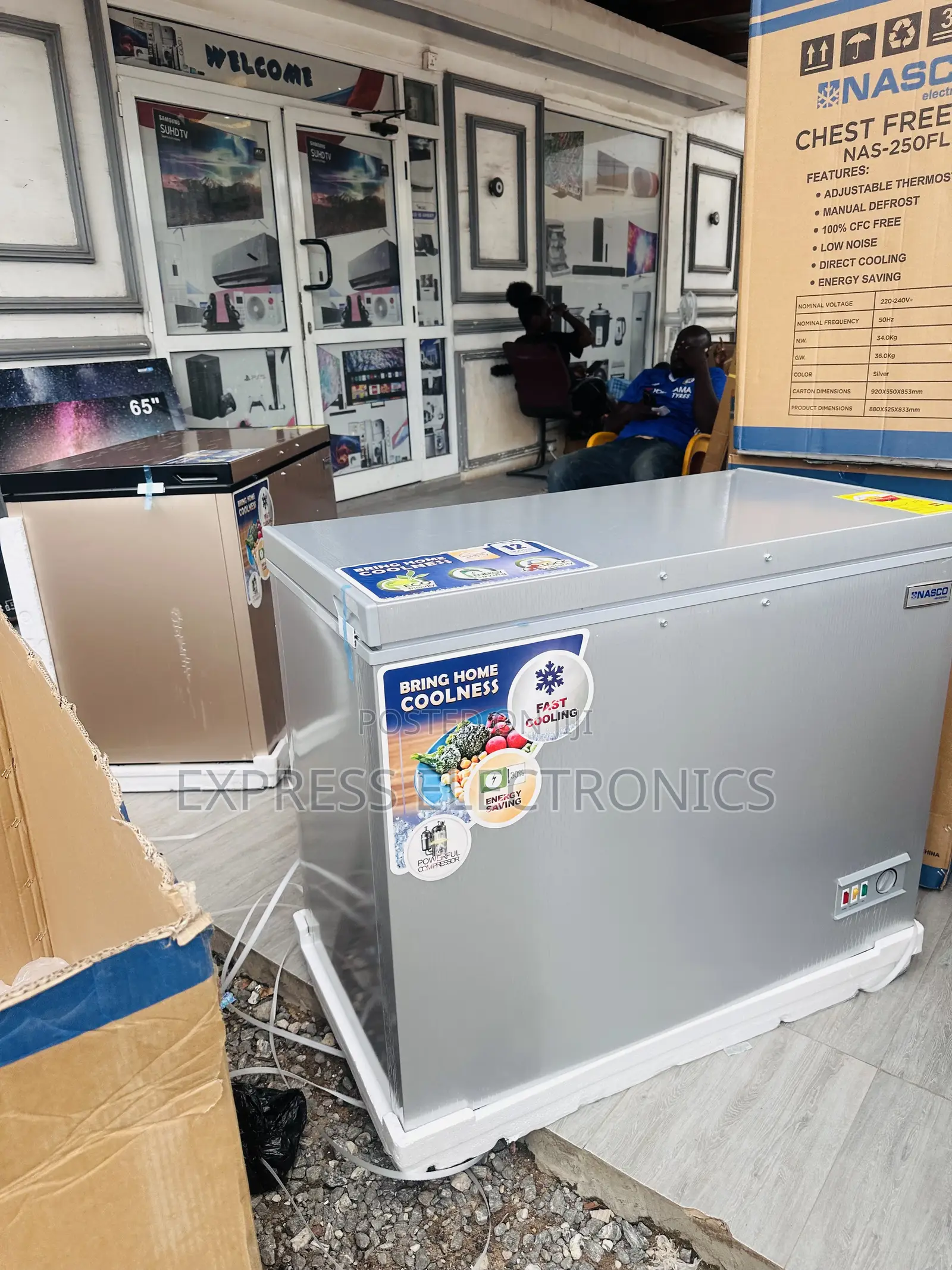 Chest Freezer Single Door Nasco Nas-350fl.
