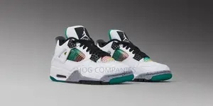 Air Jordan 4 Retro