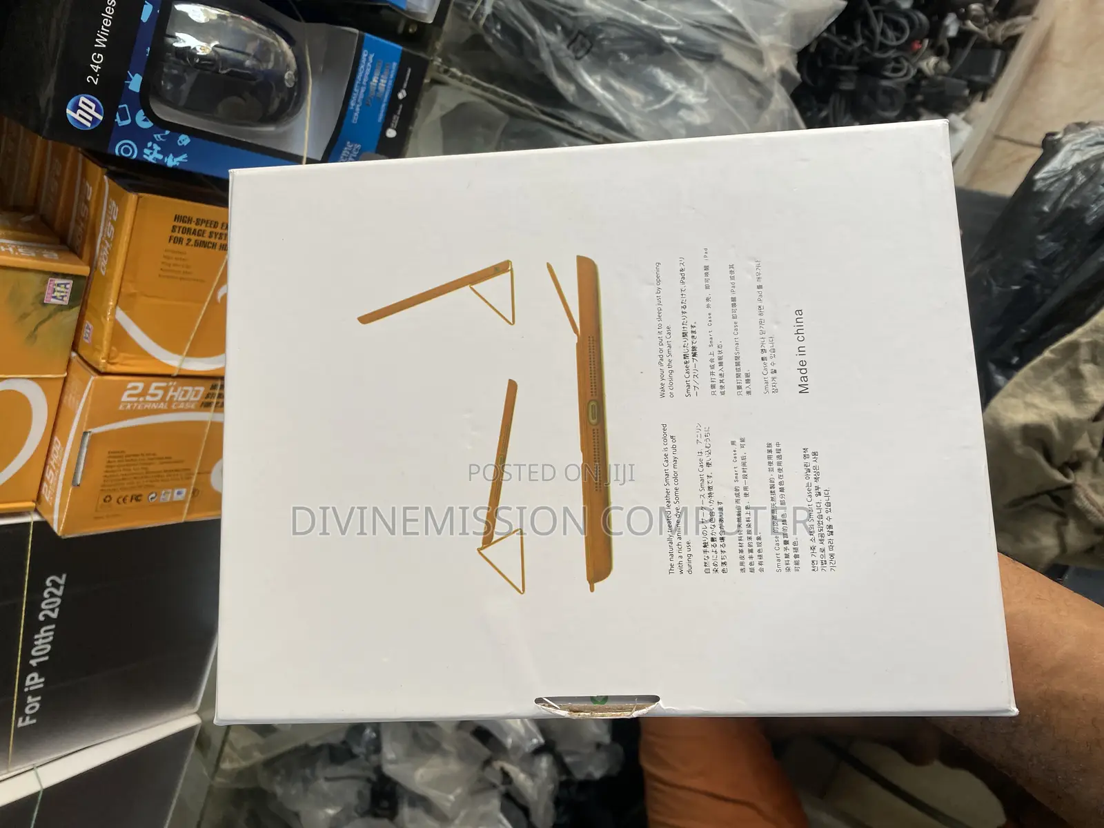 iPad 10.2 , 10.5 Original Smart Case With Pen Slot
