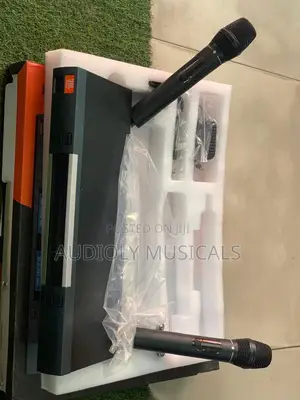 JBL KMC8 Dual Wireless Microphone