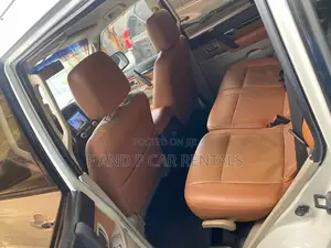 Car for Rent Pajero 4x4 for Rentals