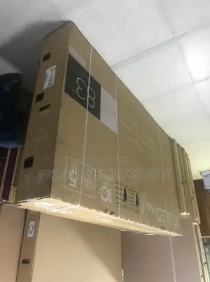 One Wall Design + Always Ready LG Evo Oled Uhd 83" TV