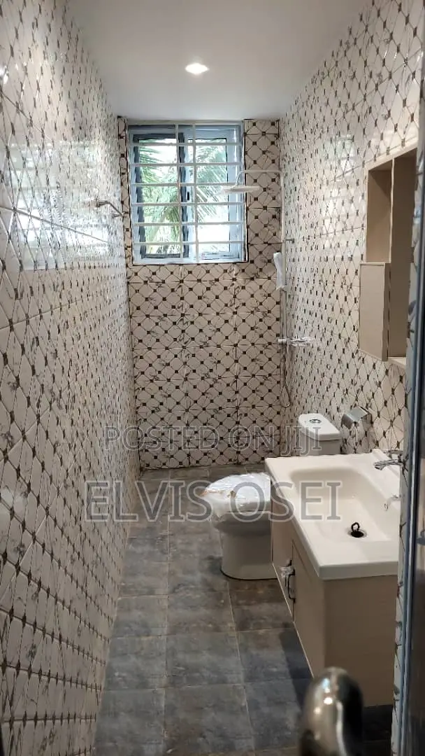 2bdrm Apartment in Tetegu Weija, Accra Metropolitan for rent