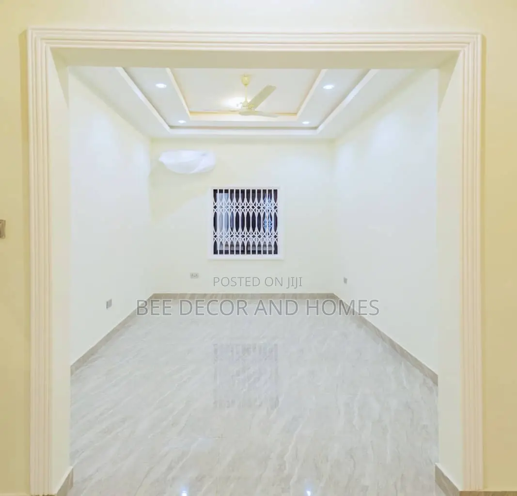 4bdrm House in Bee Decor & Homes, Tantra Hills for sale