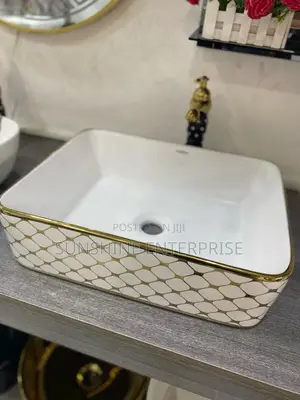 White and Cold Cubicle Basin