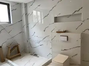 4bdrm House in Ashaley Botwe for sale
