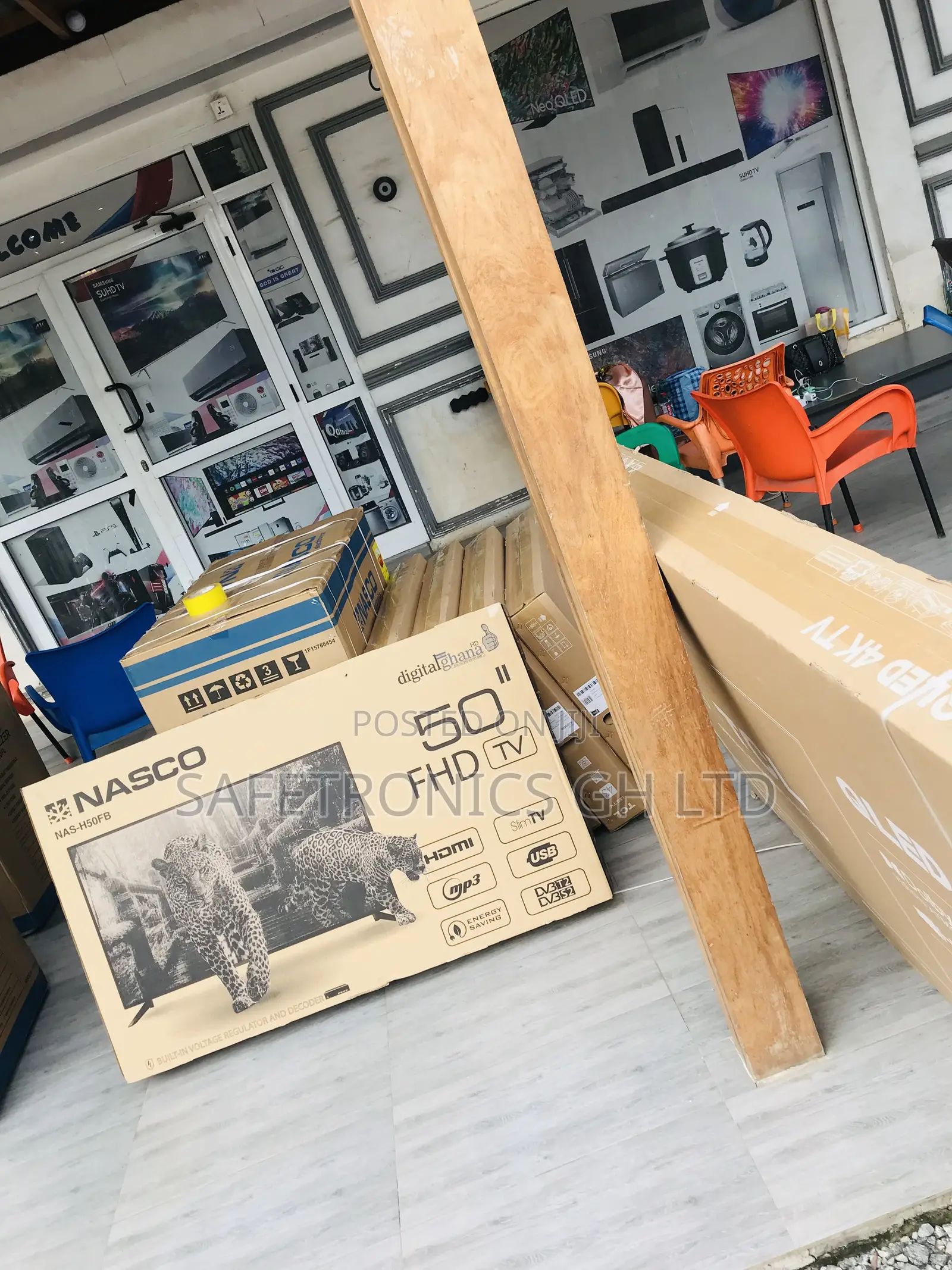 50 Inches Glossy Led Electric Black Nasco Digital Satellite