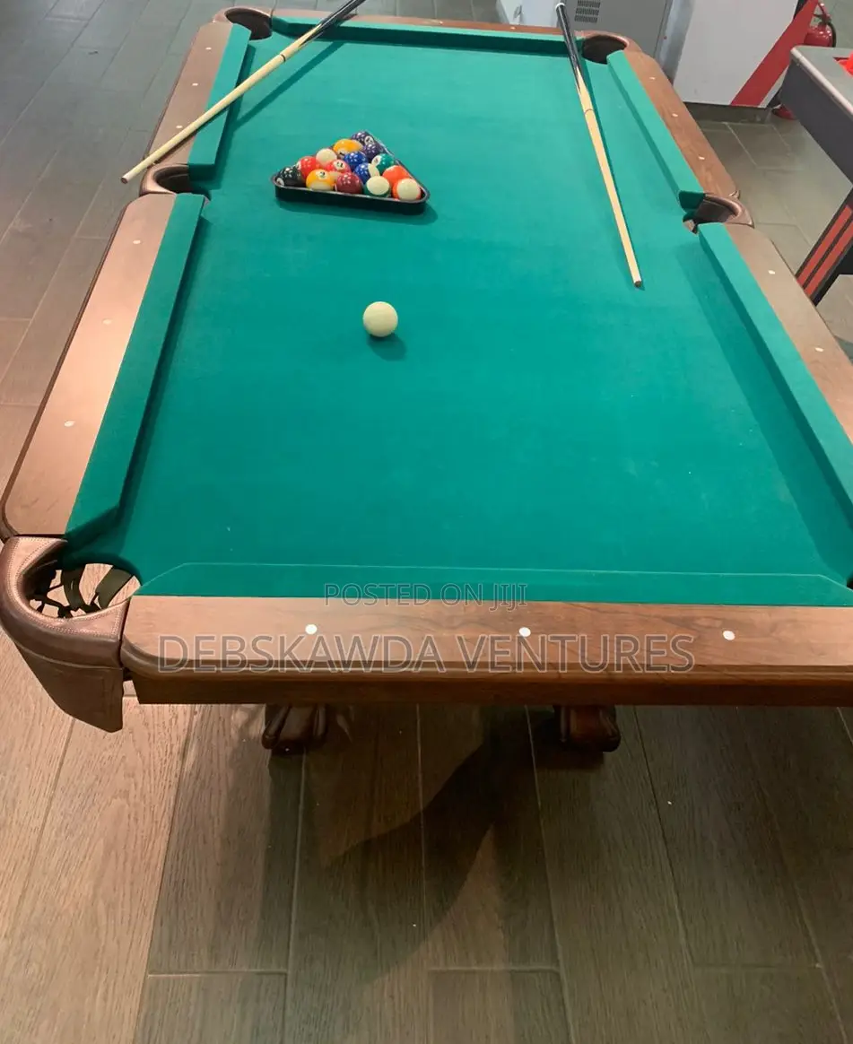 Foreign Billiard Snooker Table (Free Play)