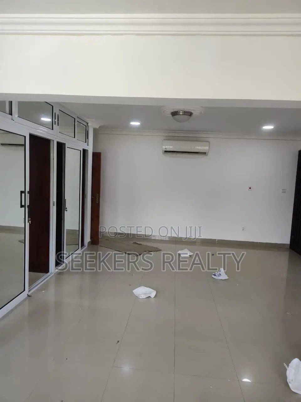 5bdrm House in Seekers Realty, Cantonments for rent