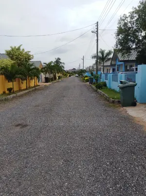 3bdrm House in Hfc, Tema Metropolitan for rent