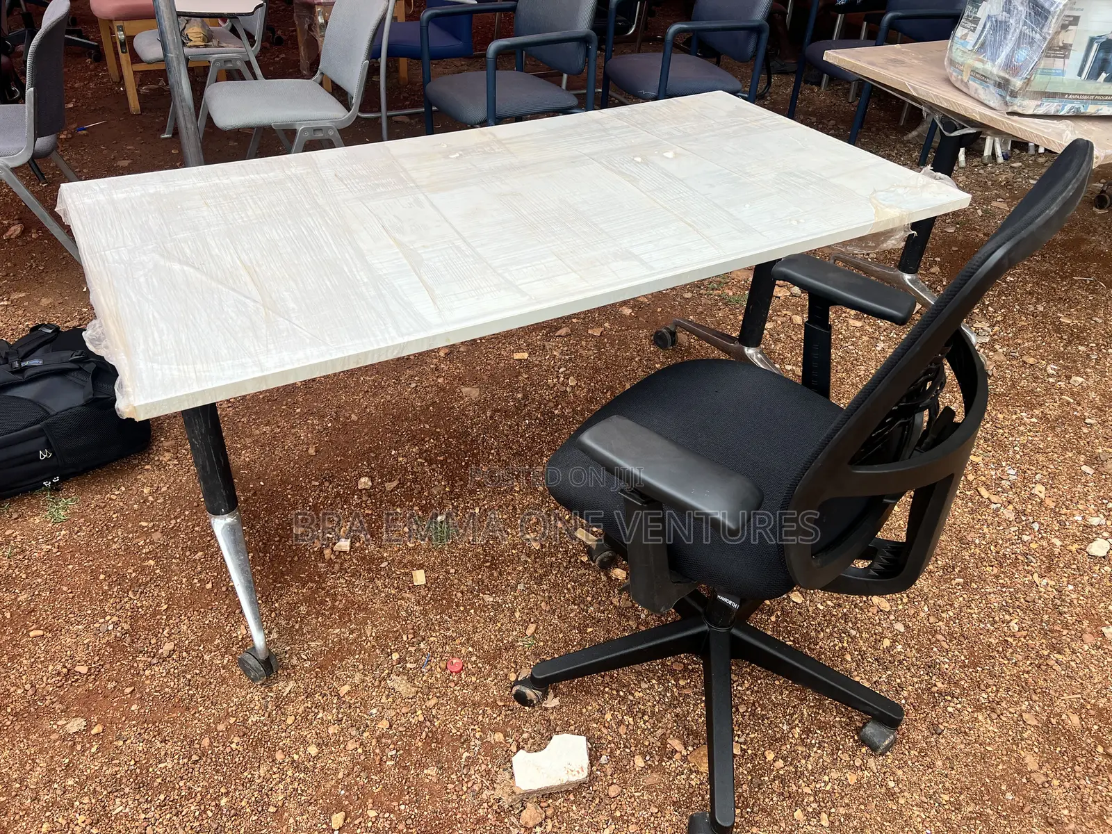 Uk Used Table and Chair