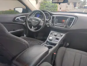 Chrysler 200 Limited 2017 Gray