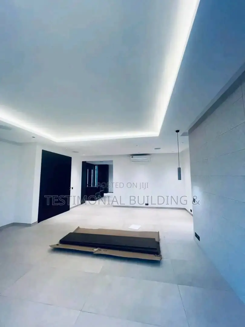 6bdrm House in Testimonial Building, East Legon for sale