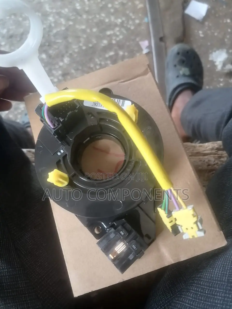 Ford Escape 2008 Horn Plate (Clock Spring)