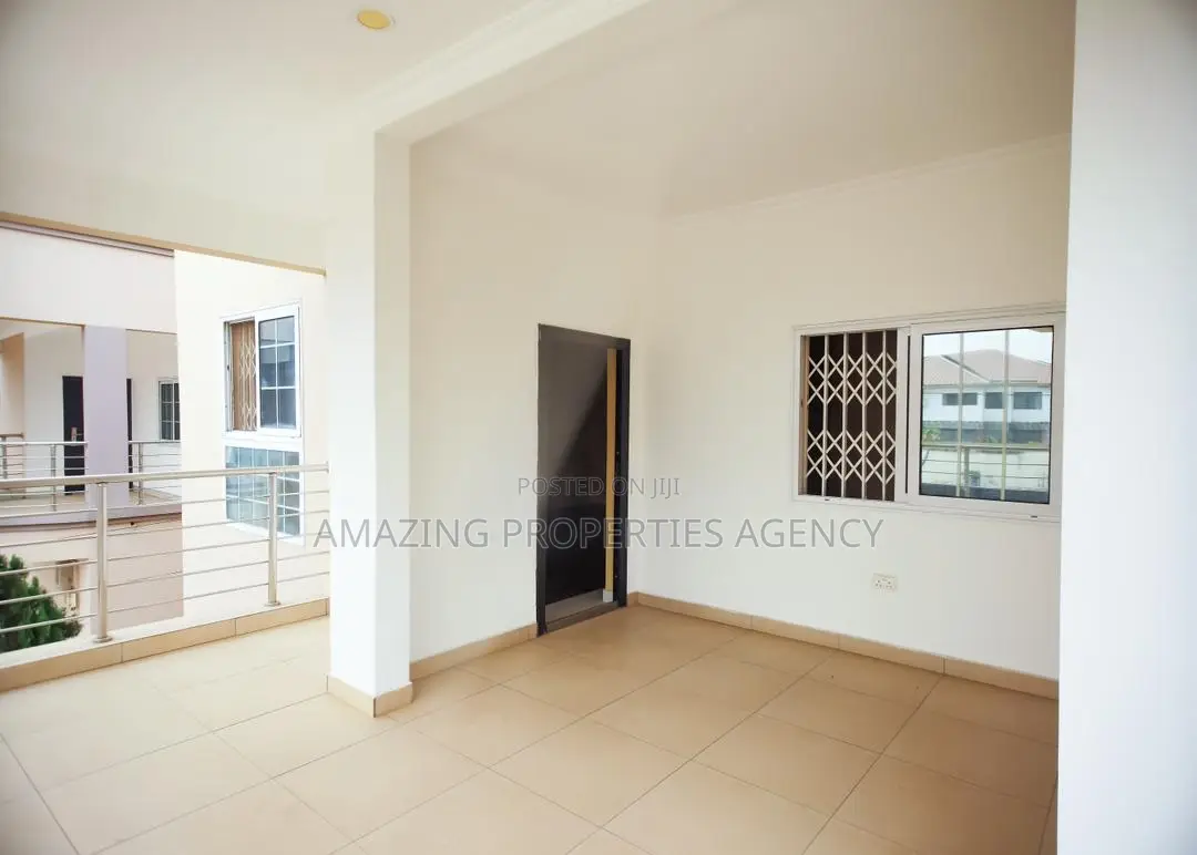 4bdrm House in East Legon for rent