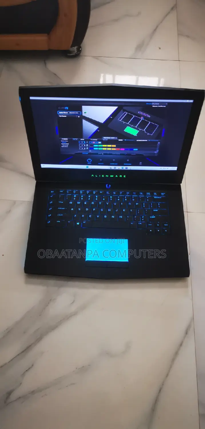 Laptop Dell Alienware 17 R5 16GB Intel Core I7 SSD 512GB