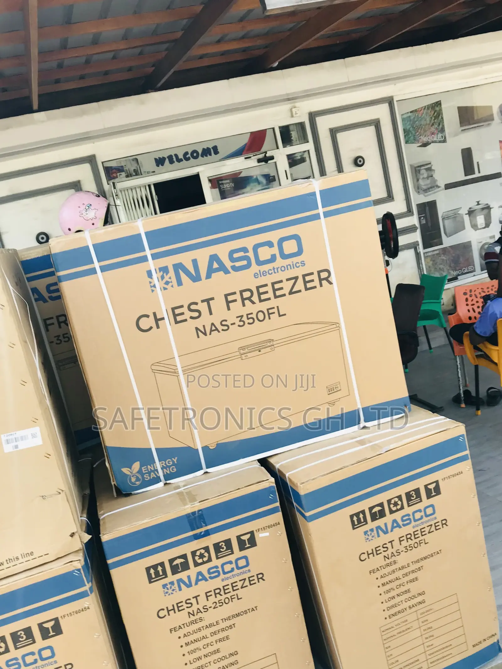 Sealed Nasco Singledoor Nas-350 Gray Chestfreezer