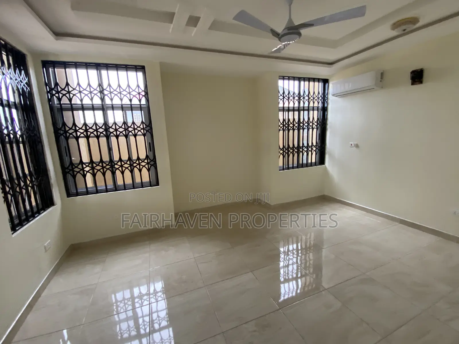 4bdrm House in Tseaddo, Airport Residential Area for rent