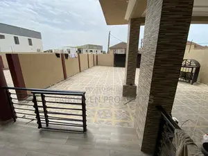 4bdrm House in Tseaddo, Airport Residential Area for rent