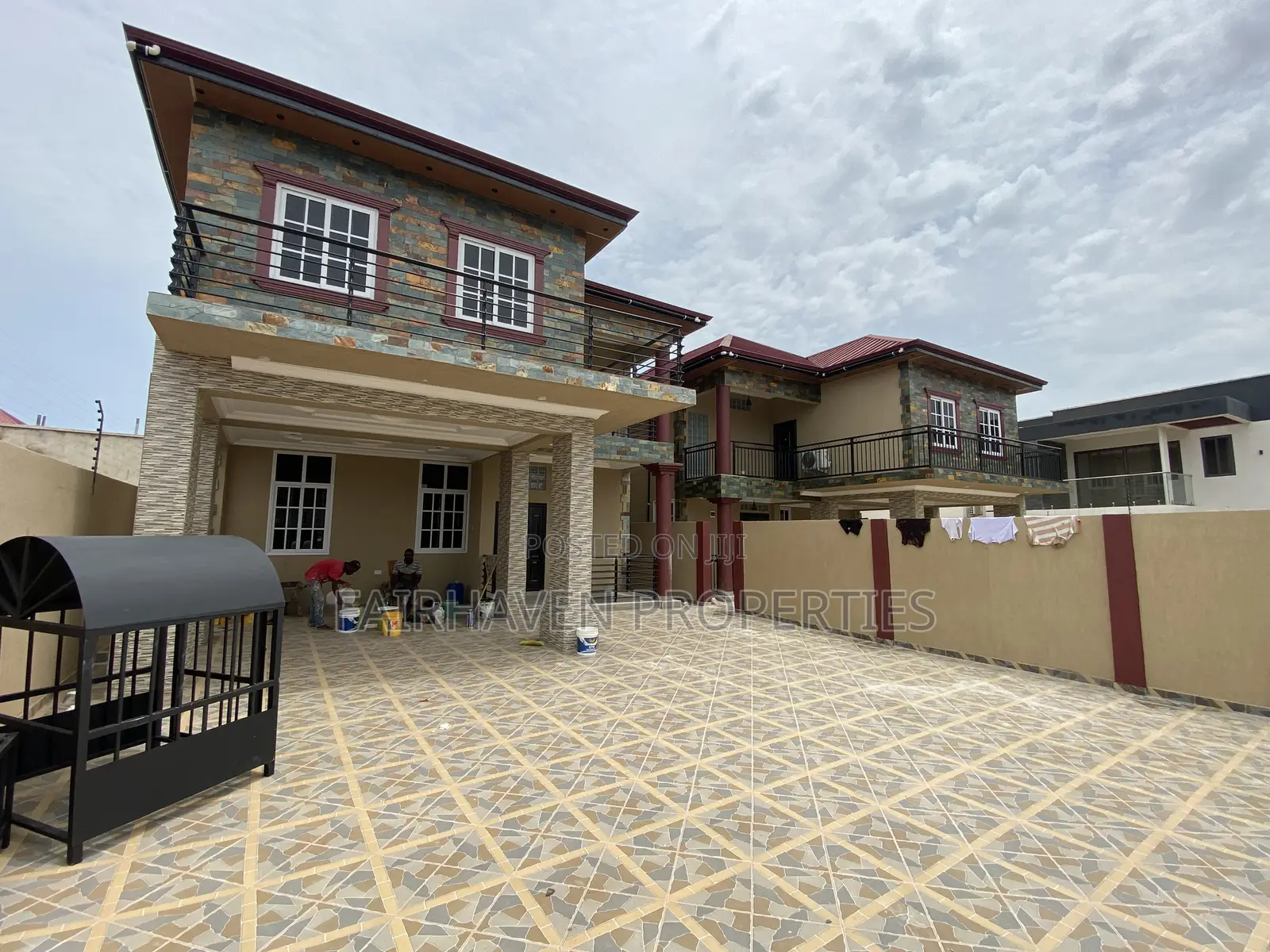 4bdrm House in Tseaddo, Airport Residential Area for rent