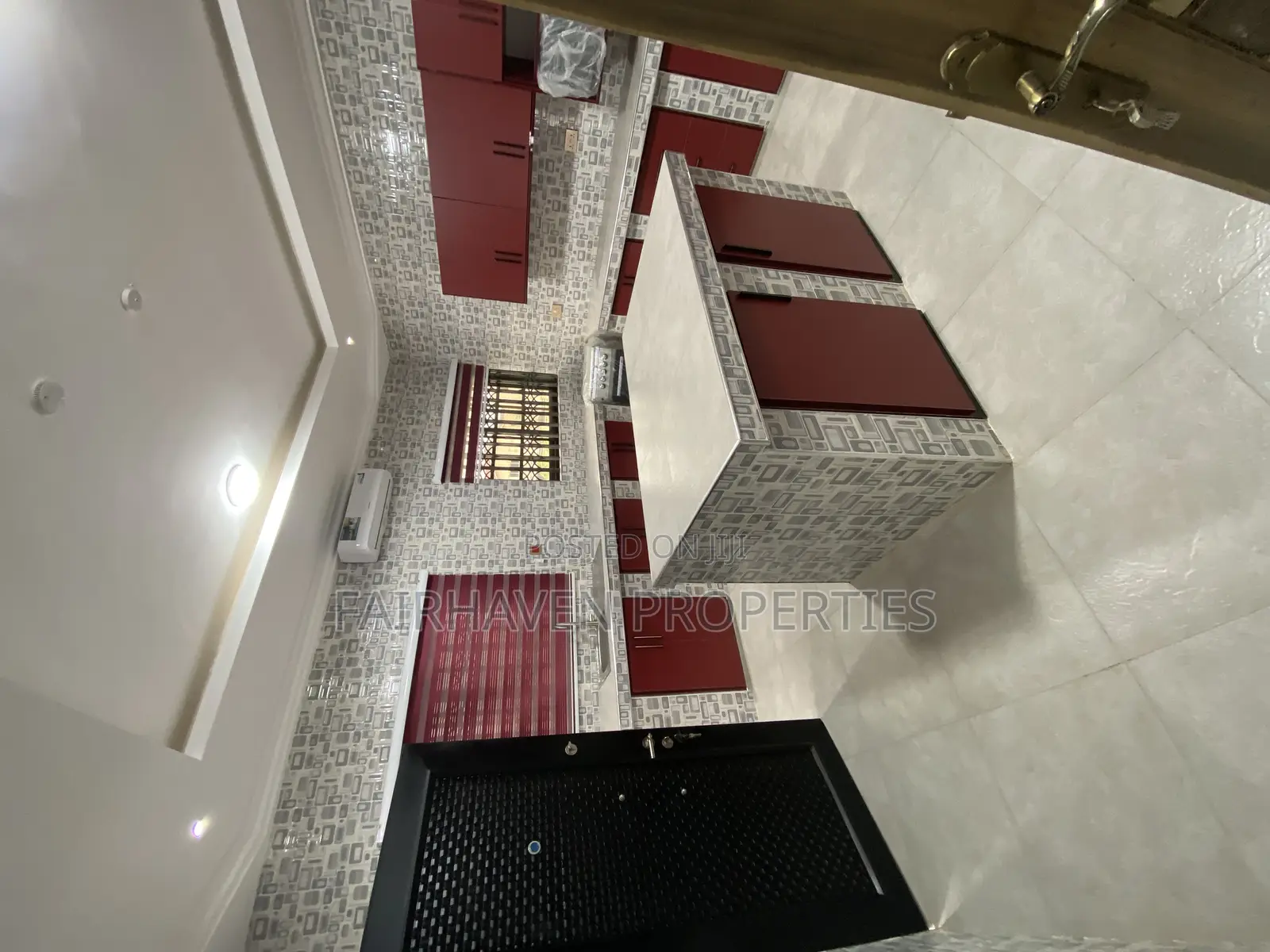 4bdrm Apartment in Tseaddo, Airport Residential Area for rent