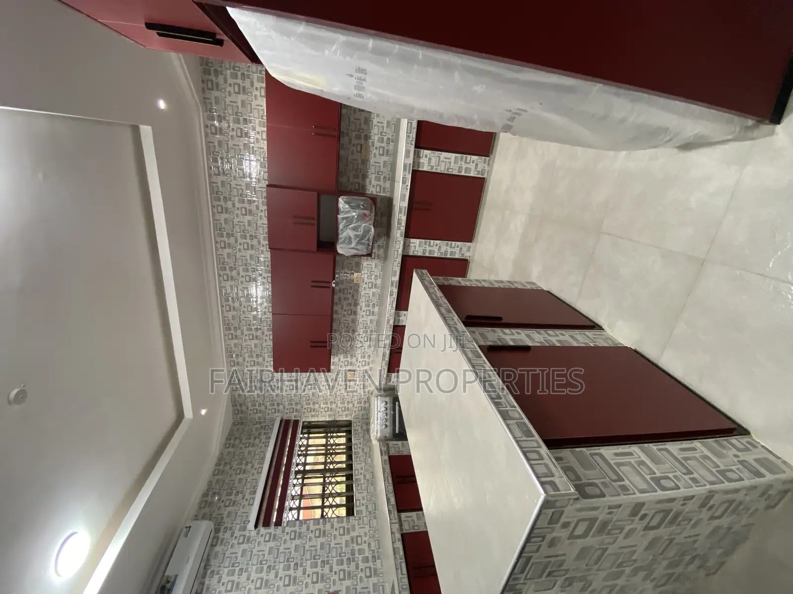 4bdrm Apartment in Tseaddo, Airport Residential Area for rent
