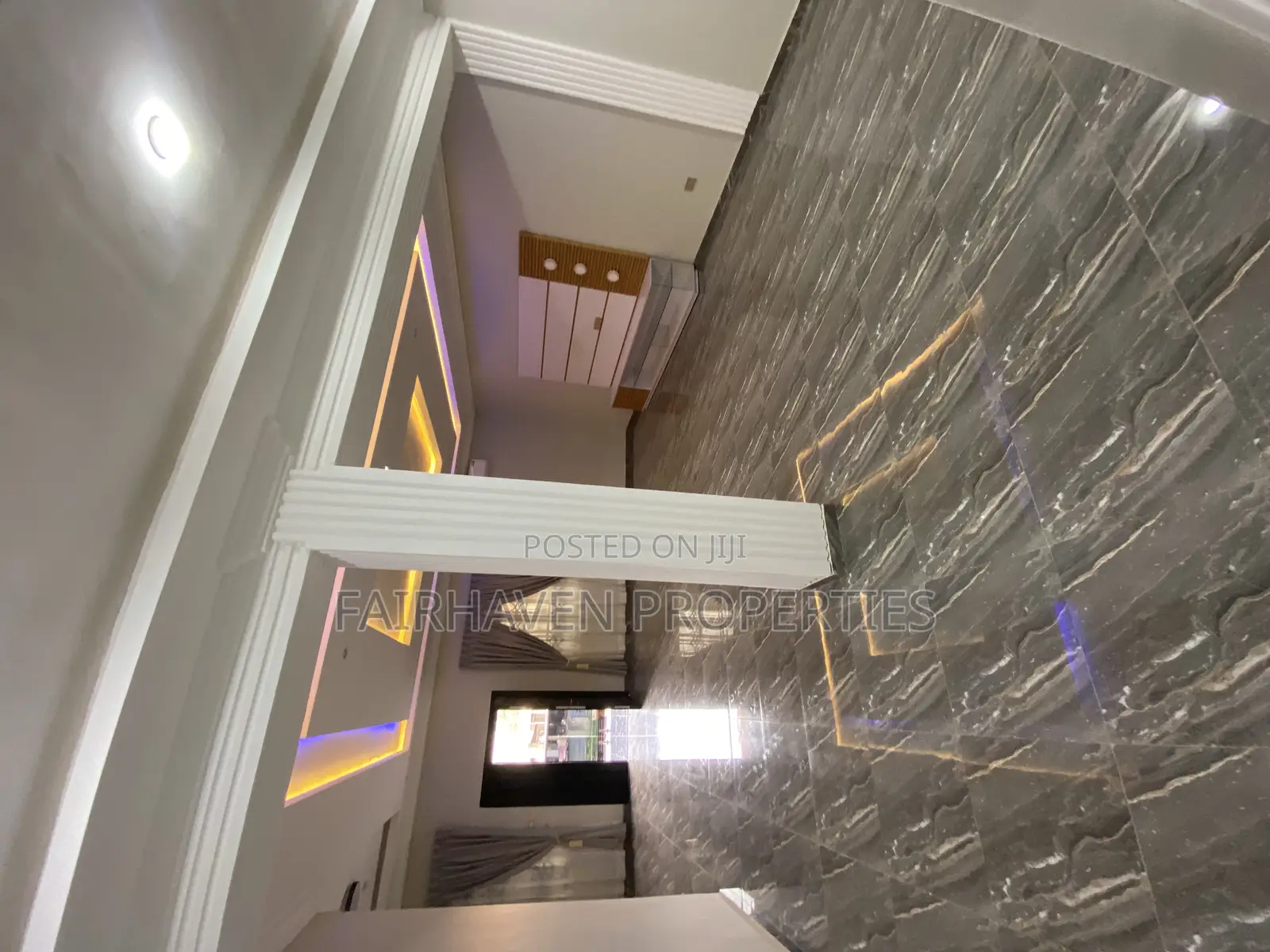 4bdrm Apartment in Tseaddo, Airport Residential Area for rent