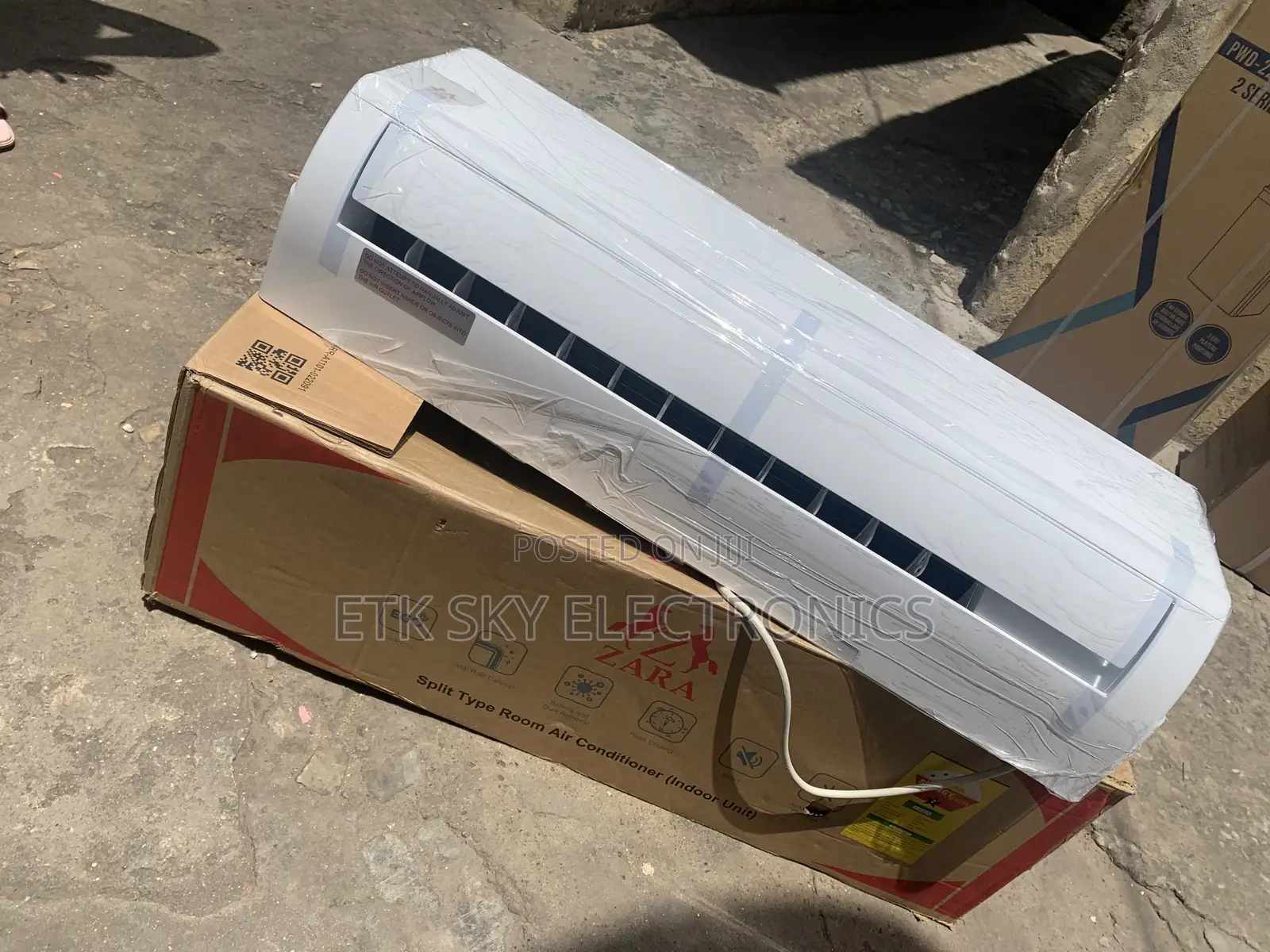 Engrossing Zara 1.5hp Split Ac R410 Gas