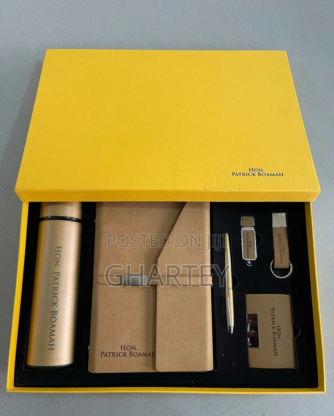 Customized Simple Colored Executive Gift Set