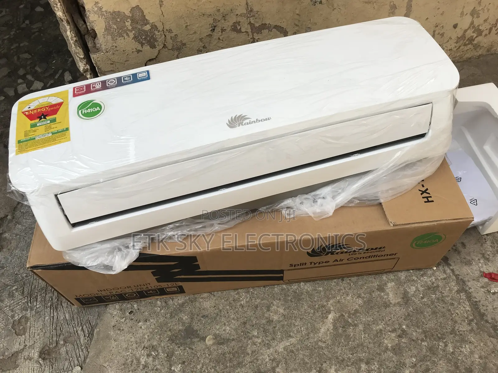 Engrossing Rainbow 2.5hp Split Ac R410 Gas