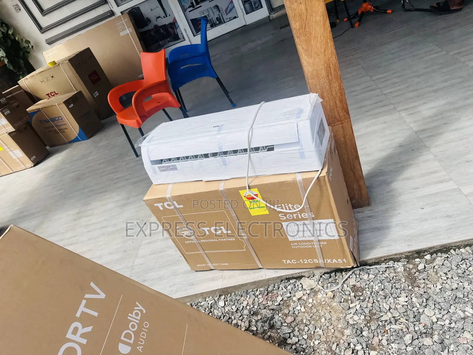 Brand. New Air Etcl 2.0hp Split R410 Gas White.