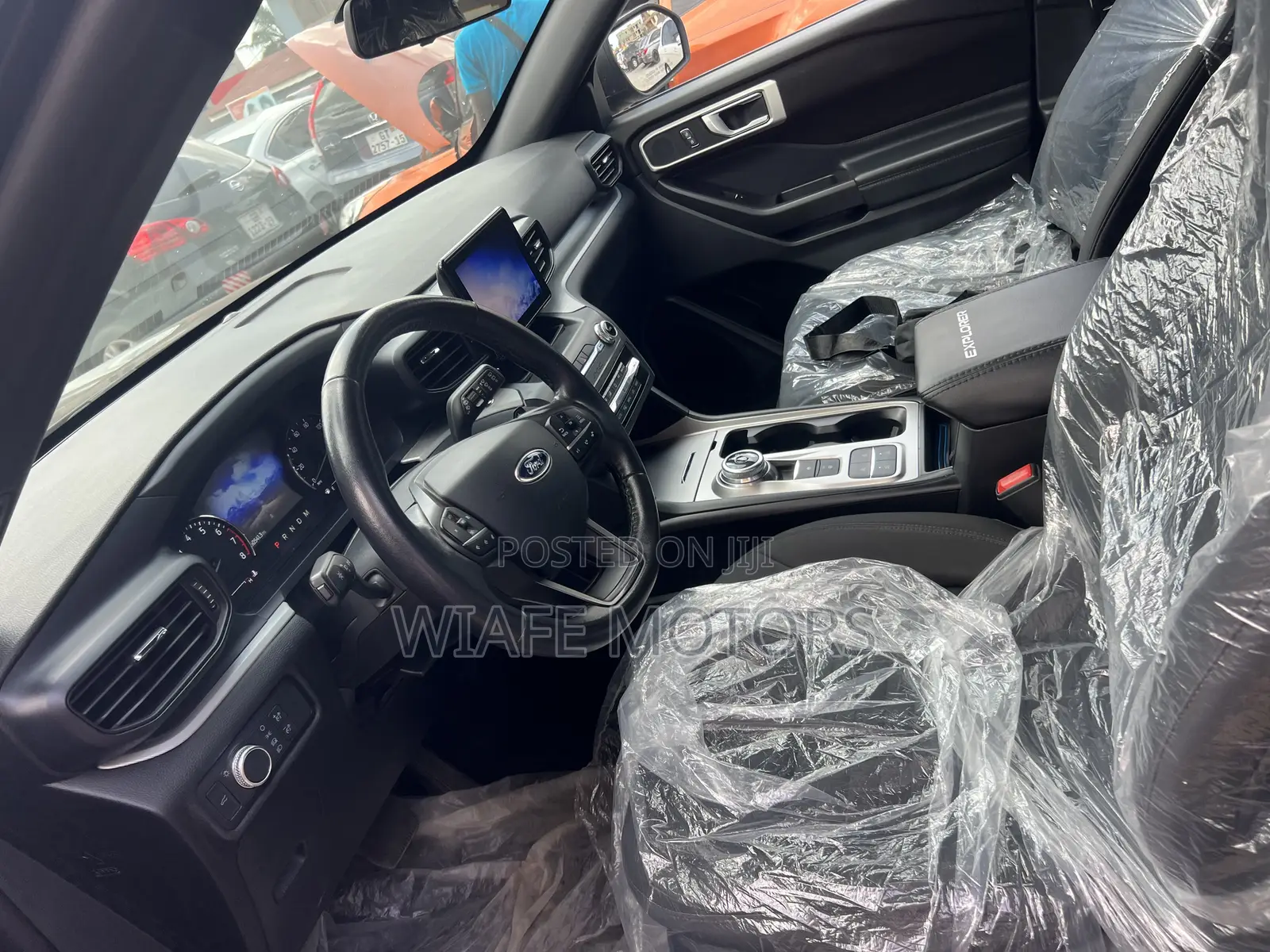 Ford Explorer XLT 4x4 2020 Black
