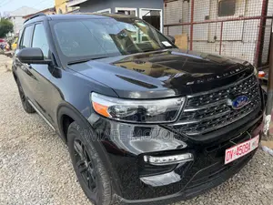 Ford Explorer XLT 4x4 2020 Black
