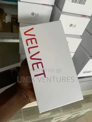 New LG Velvet 128 GB Gray