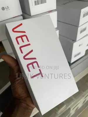 New LG Velvet 128 GB Gray