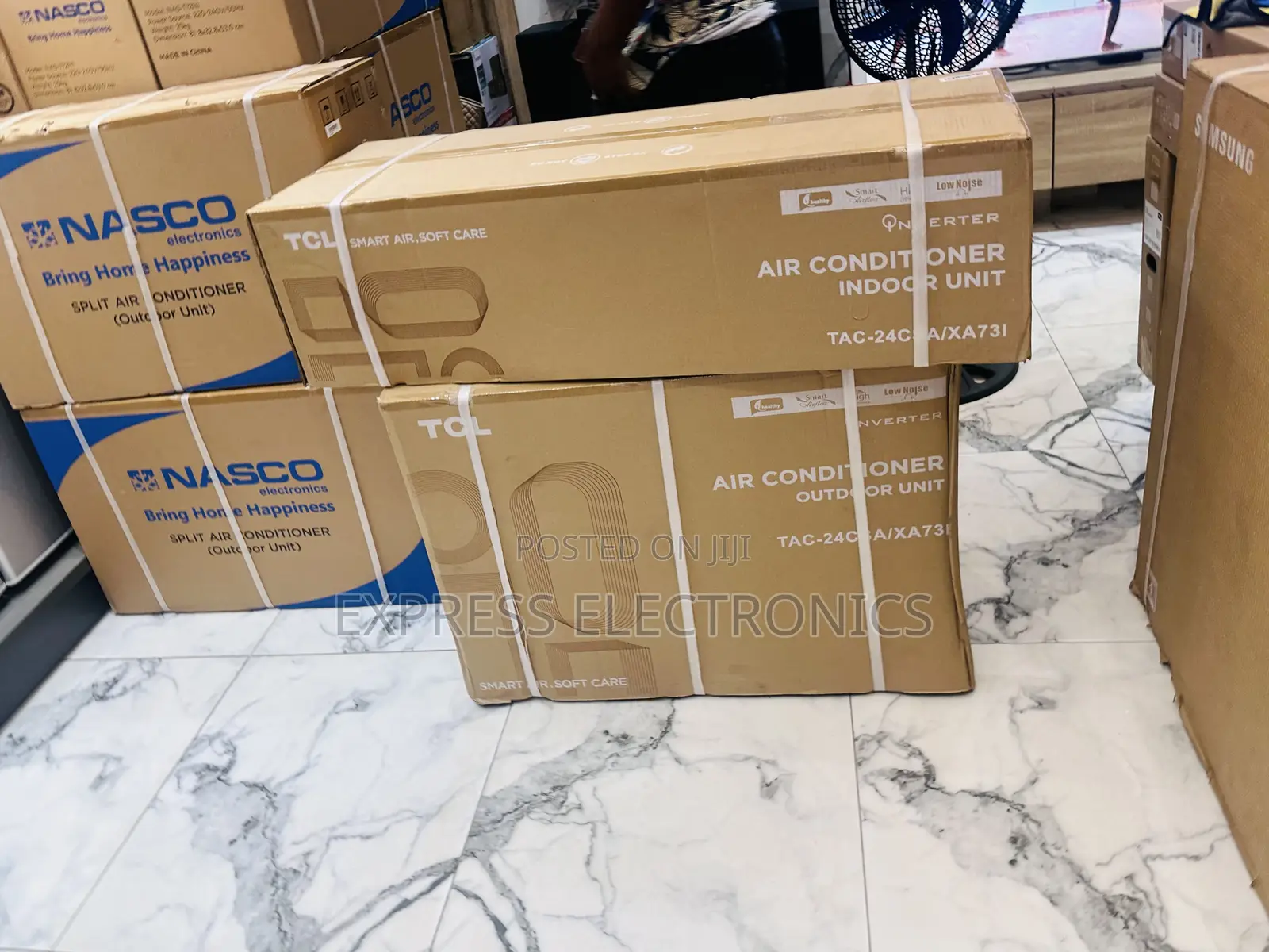 Fabulous Sleek White 2.5hp Inverter TCL 
