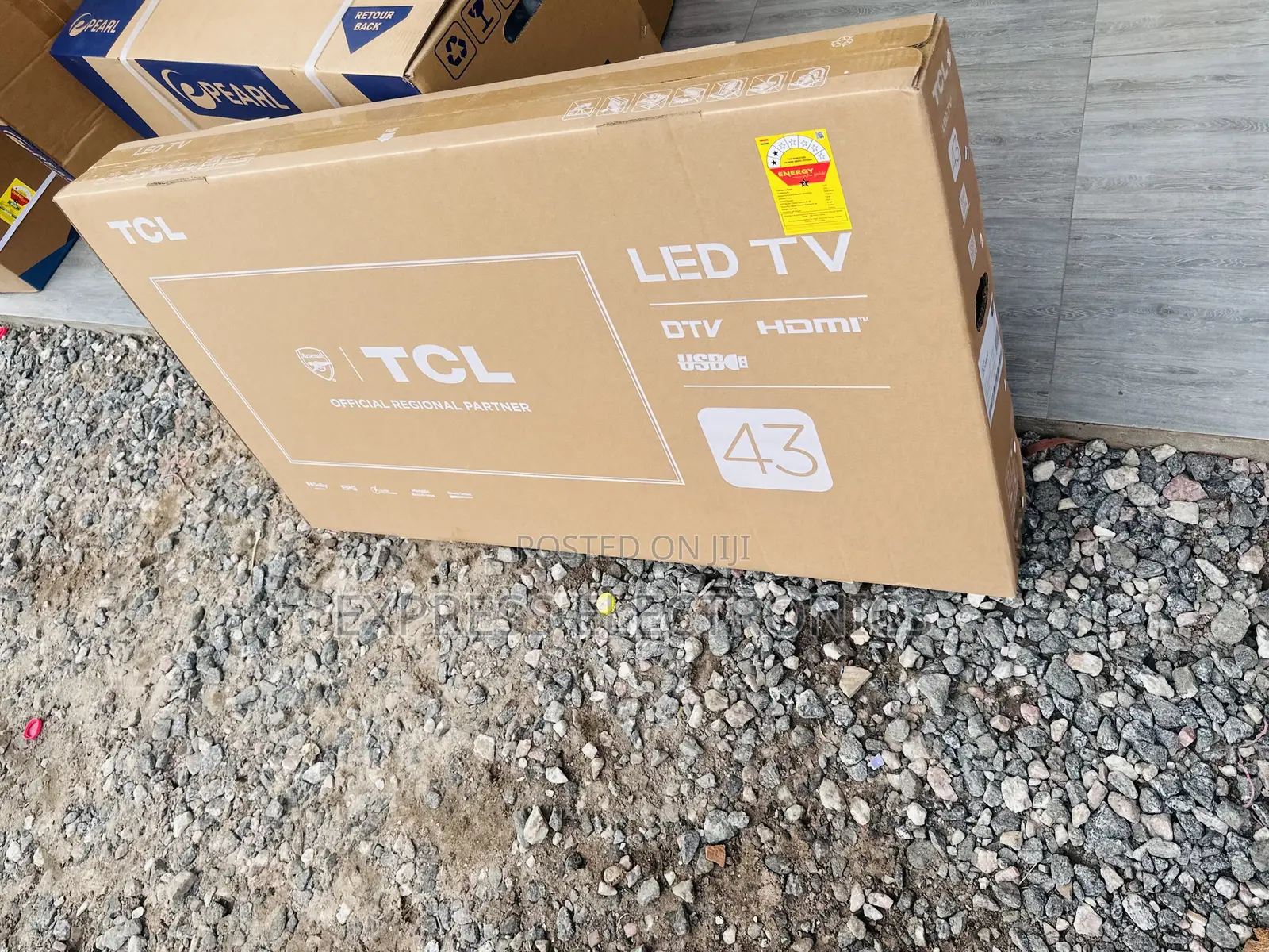 Slim Sleek Black 43s5400 TCL 43”Smart Glossy